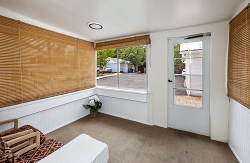 Prescott House | Charming Home in Prescotts Historic District. Less than a mile from Whiskey Row.