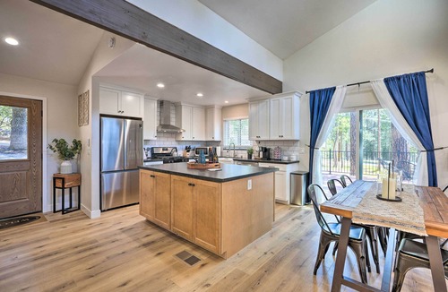 Placerville House | Charming House on the Hill Near Sly Park, Apple Hill, Wineries!