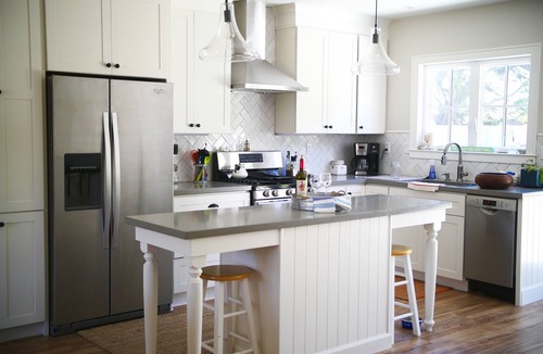 Dillon Beach House | Charming modern bungalow w/hot tub steps away from the beach