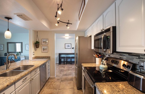 North Mountain House | Charming, pet friendly 3-bedroom house with pool, AC & garage, in sunny Phoenix