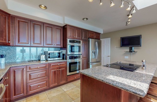 Trinidad House | Chic and large home with private hot tub, ocean & beach views