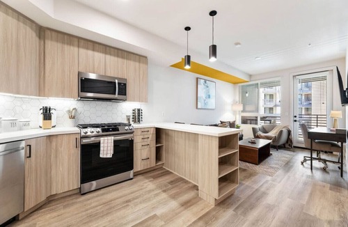 Santa Ana Heights Apartment | Chic & Cozy Condo | South Coast | Mins to Irvine
