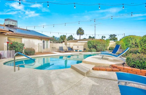 Thunderbird Desert Estates Apartment | Chic Scottsdale Getaway with Fantastic Fun Pool