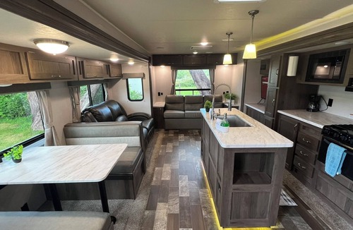 Klamath Cabin | Chinook Rv Resort