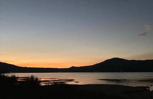 Big Bear Lake House | Chipmunk House - Magical Boulder Bay cottage within a picturesque setting! cabin
