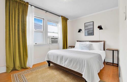 Wilshire House | Classic Home Near Downtown & Hollywood