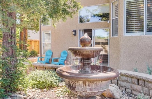 Tracy House | Clean, old fashion, pet-friendly, beautiful spacious 4-bedroom home in Tracy