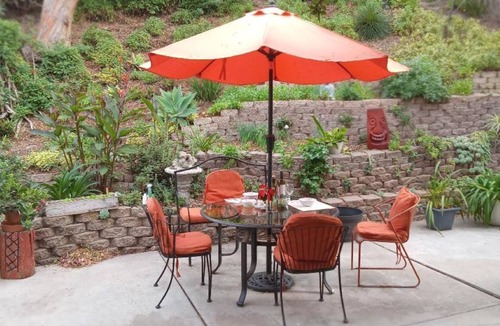 Guajome House | Clean Private Bedroom,Bathroom. Private entrance. Lovely Gated Neighborhood.