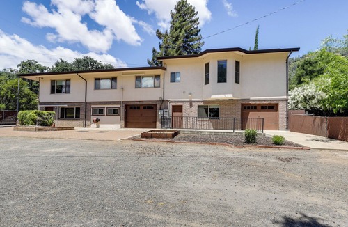 Wilbur Springs Apartment | Clear Lake Getaway w/Pool Access, Near Beaches!