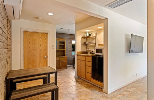 Wilbur Springs House | Clearlake Getaway | Pool + Boat Parking Sleeps 6