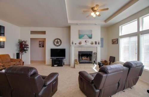 Wilbur Springs House | Clearlake Oaks Home with Game Room, Dock and Deck