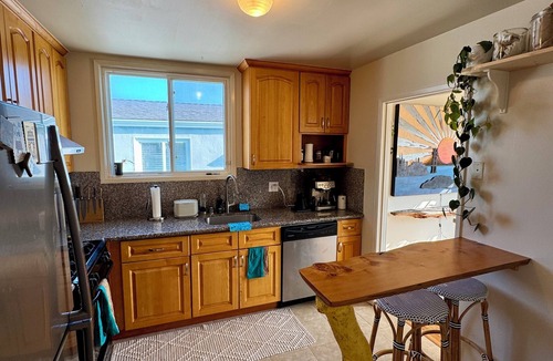 Westlake House | Cliffside boho beauty, near SF, in-unit sauna, trail access, full kitchen