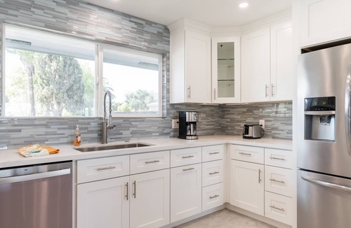 El Cajon House | Close to Beaches, Spectacular Views w/hot tub