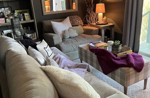 Salem House | Close to Minto Brown Park and Downtown Salem