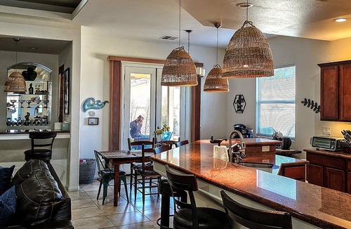 La Quinta Cove House | Close to OldTown - All King Beds - Pool/Close to LQ Village 3br #066781
