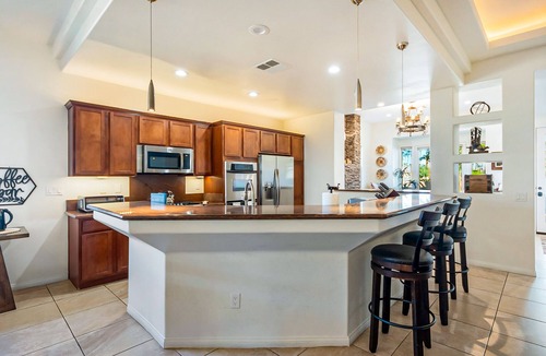 La Quinta Cove House | Close to OldTown - All King Beds - Pool/Close to LQ Village 3br #066781