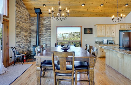 Spanish Valley Cabin | Close to Trails! Ultimate Seclusion at Moab Cabin