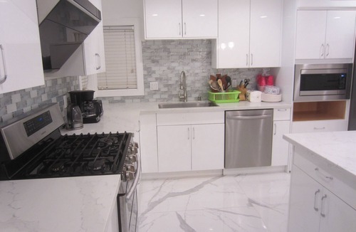 Claremont Hills House | Close to UC Berkeley 2 bedroom with Wifi and Laundry