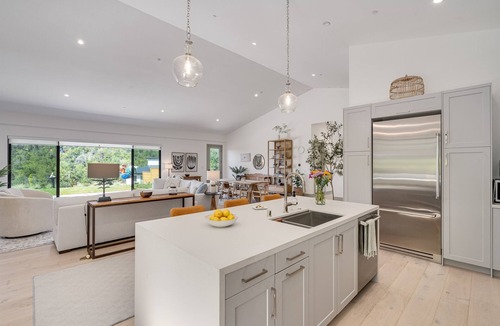 Glen Ellen House | Cloud 9 - A Retreat for Bliss and Happiness