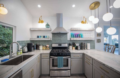 Pedro Point House | Coastal Charm - Oceanview Stay in Pacifica Near SF