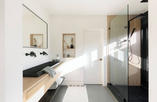 Shell Beach House | Coastal Modern home in lovely Pismo Beach steps away from beach access