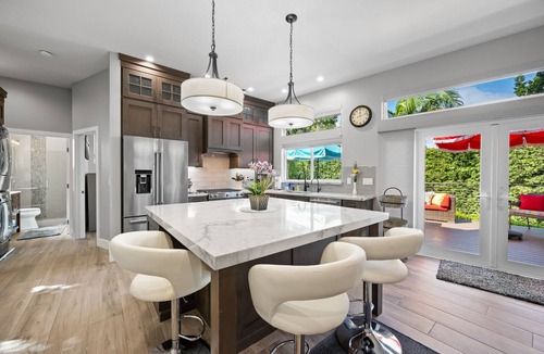 South Oceanside House | Coastal Modern Home w/Outdoor Lounge, FireTable, BBQ + Close to restaurants