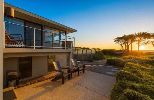 Bodega Bay House | Coastal Tee Lodge by Sonoma Stays - Ocean Views