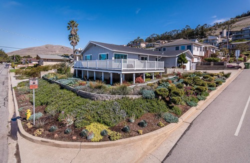 Morro Bay House | Coastal View Home w/wrap around deck