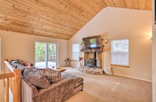Cold Springs House | Cold Springs Mountain Cabin: Hot Tub & Generator