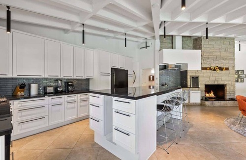Sunrise Vista Chino House | Colony Retreat - Palm Springs