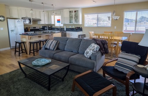 Morro Bay House | Come Share Our Dogwood Beach House - Dog Friendly