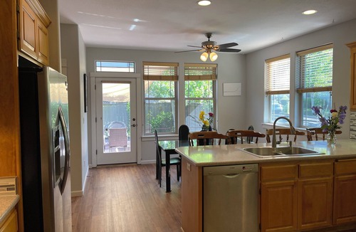Ashland House | Comfort and calm in Ashland