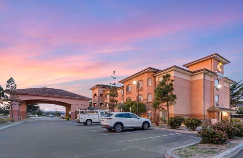 Marina Hotel | Comfort Inn Marina on the Monterey Bay