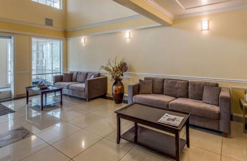 Weed Hotel | Comfort Inn Mount Shasta Area