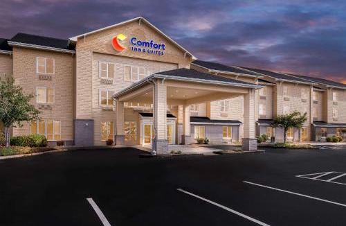 Creswell Hotel | Comfort Inn & Suites Creswell