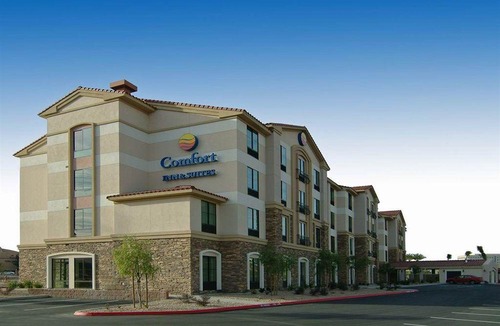 Whitney Ranch Hotel | Comfort Inn & Suites Henderson - Las Vegas