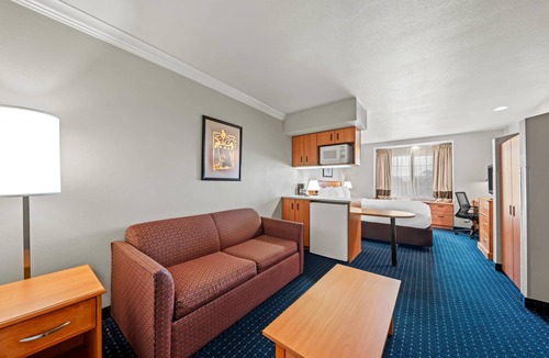 Salinas Hotel | Comfort Inn & Suites Salinas City Center Area