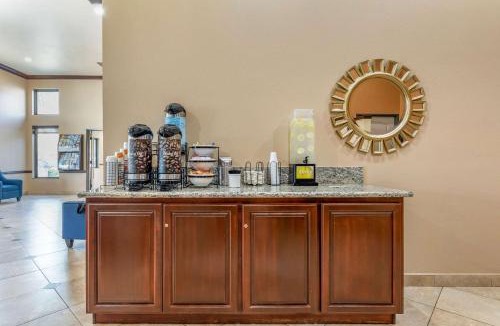 Colton Hotel | Comfort Inn & Suites San Bernardino