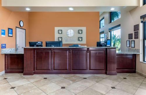 Colton Hotel | Comfort Inn & Suites San Bernardino