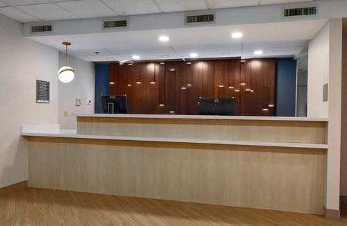 Springfield Hotel | Comfort Suites Springfield-Eugene