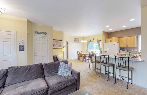 Kiwanda Shores House | Comfortable home close to beach with deck and game room close to town