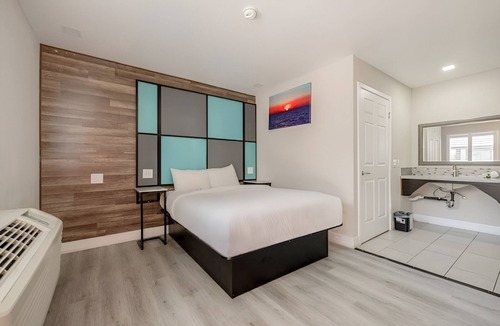Victorville Hotel | Comfortable Single Room Near I-15 – Great Location