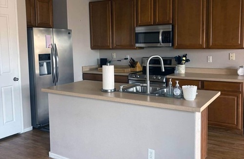 Glendale House | Comfy two-story home close major venues.