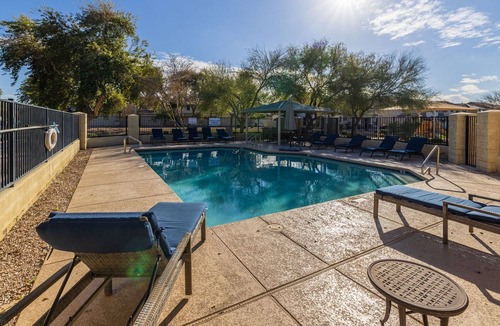 Superstition Springs House | Convenient Mesa location! 30+ day rental, pet friendly