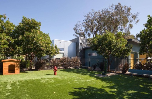 East San Mateo Apartment | Convenient, Pet-Friendly 1BR in San Mateo w/ Pool