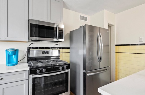 Samos Cottage | Copper Cottage, Historic Tucson Stay Near UofA