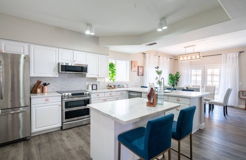 Garden Lakes House | Copper House 5BR Pool/Spa Near Westgate