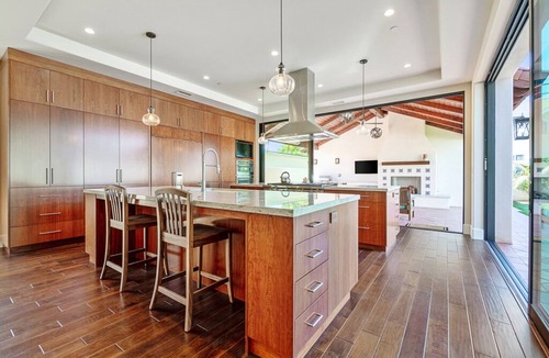 Coronado House | Coronado Beach House - One and a half blocks to beach
