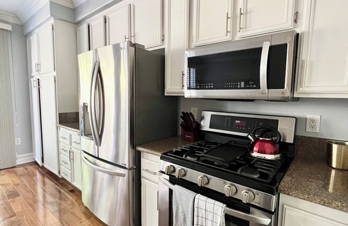 Foothill Ranch Condo | Corporate /Traveling Nurse near Irvine