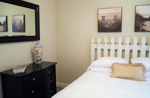 Peninsula Cottage | Cottage de La Peninsule family friendly. Garage! Walk btwn ocean & bay.